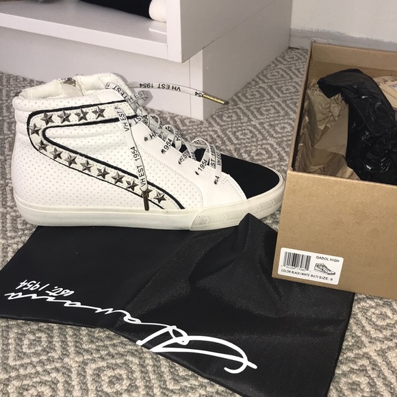 gadol high top sneaker